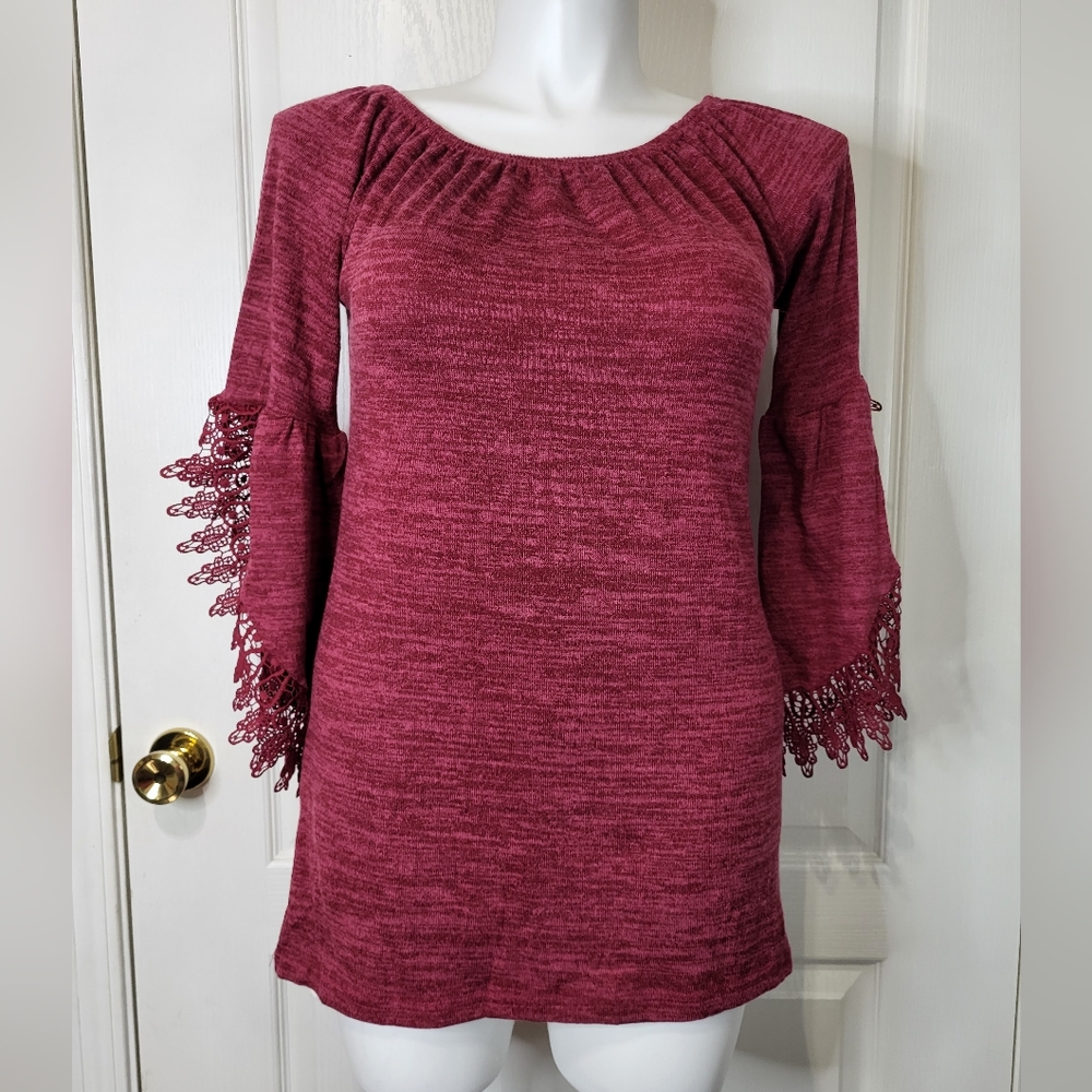 Win Win Burgundy Open Sleeve Lace Tunic